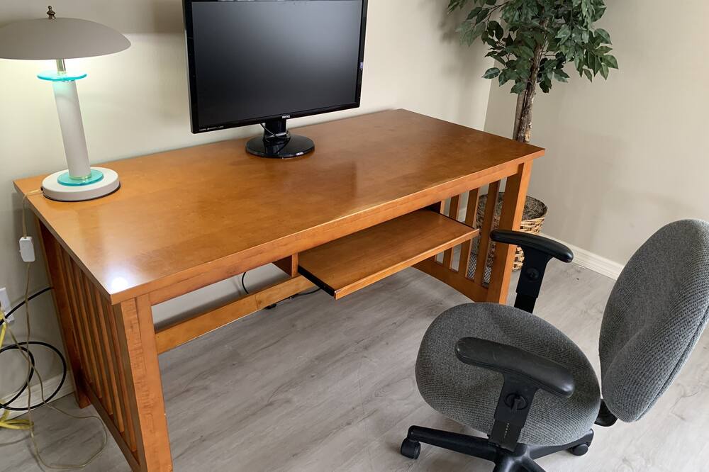 Photo of Bedroom in Mira Mesa