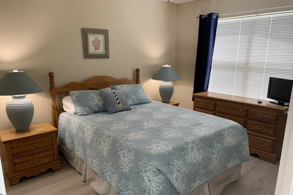 Photo of Bedroom in Mira Mesa