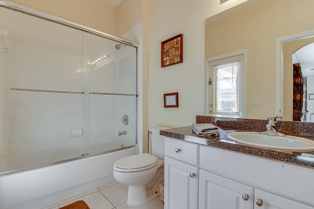 Photo of Bathroom in Cumbrian Lakes