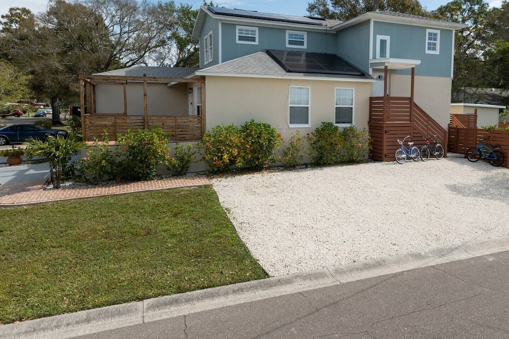 Photo of Outdoor in Bayview