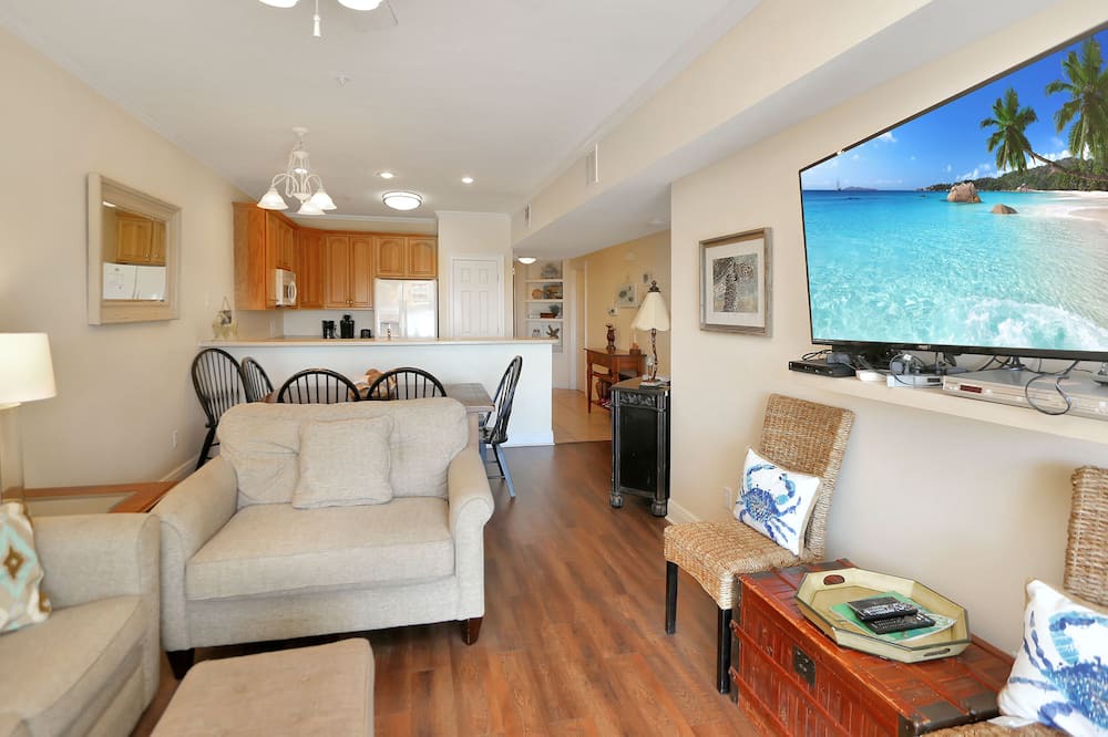 Photo of Livingroom in Cape San Blas