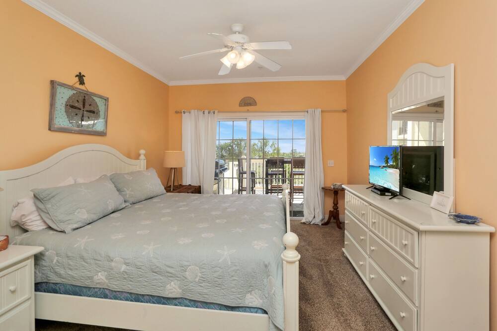 Photo of Bedroom in Cape San Blas
