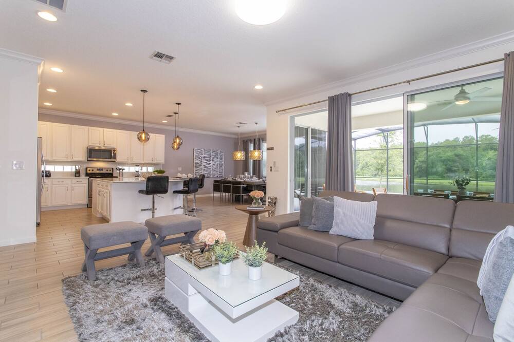 Photo of Livingroom in Kissimmee