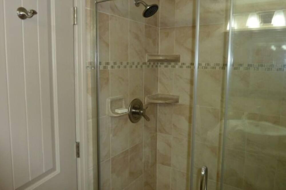 Photo of Bathroom in Crescent Beach