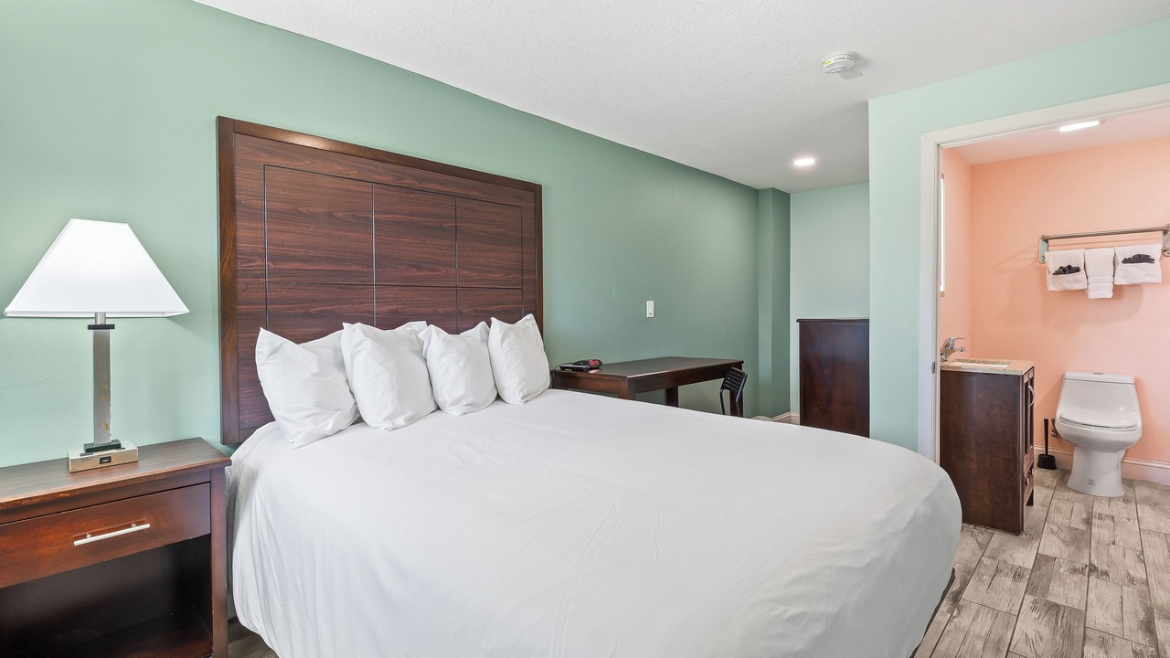 Photo of Bedroom in Ocean View Halifax Estates
