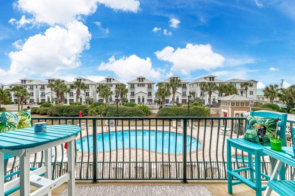 Photo of Patio Balcony in Frangista Beach