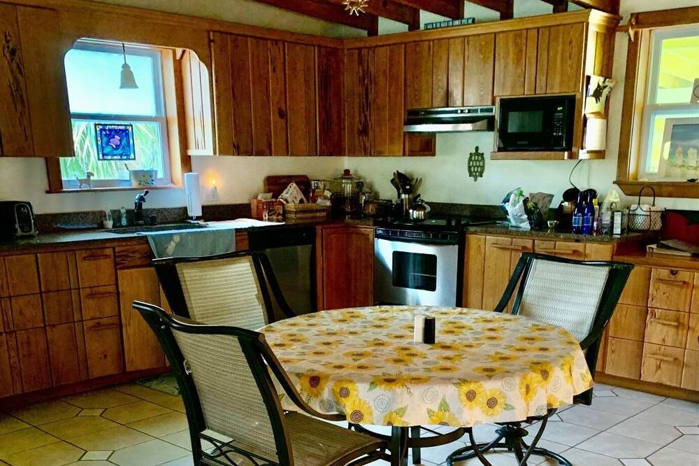 Photo of Kitchen in Indian Pass