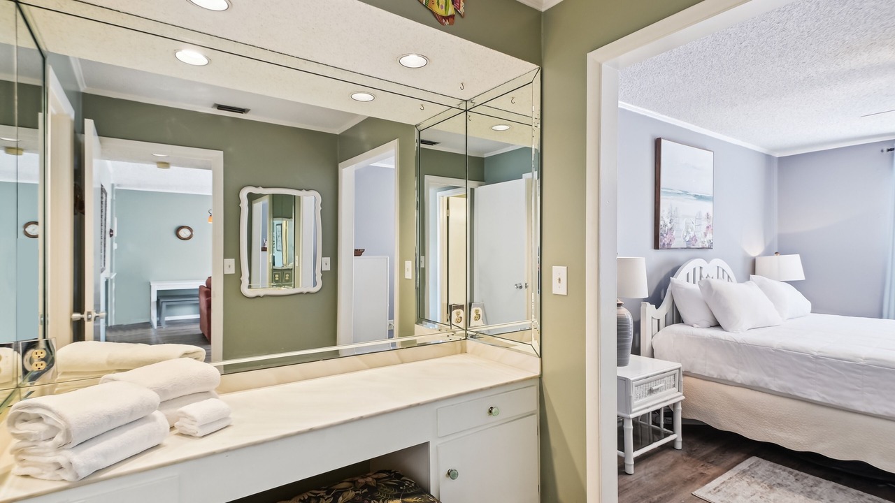 Photo of Bathroom in Holiday Isle