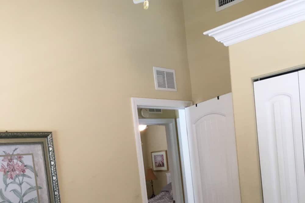 Photo of Bedroom in Sunset Beach