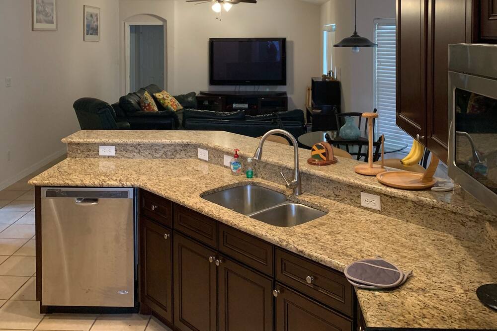Photo of Kitchen in Greater Groves