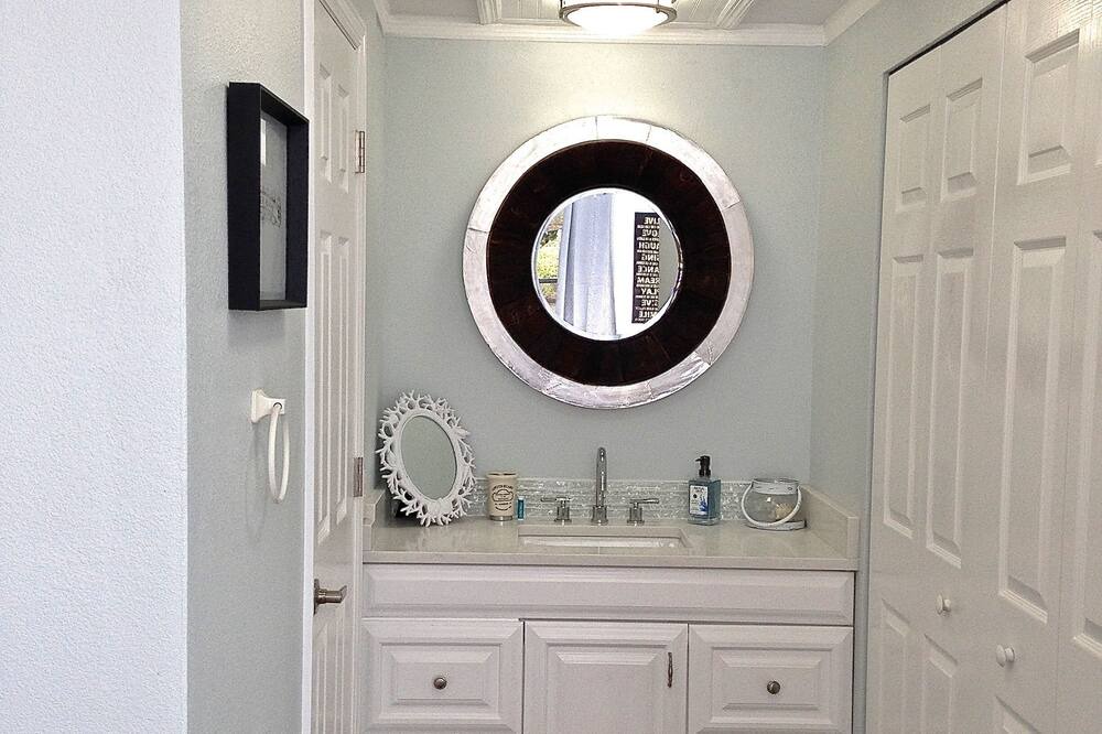Photo of Bedroom in New Smyrna Beach