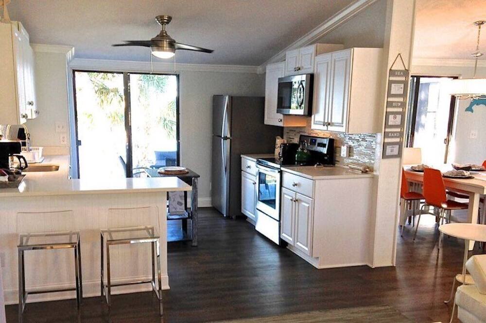 Photo of Kitchen in New Smyrna Beach