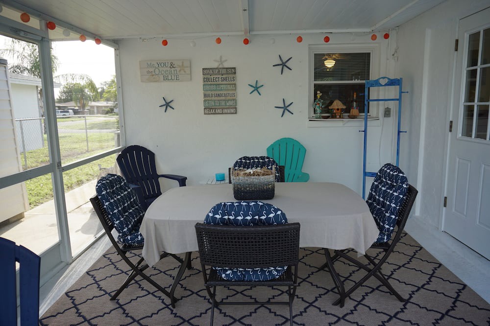Photo of Outdoor in Jasmine Lakes