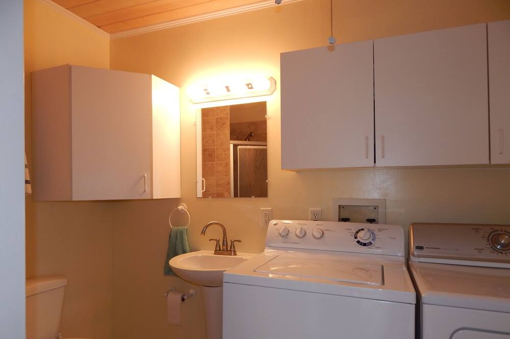 Photo of Bathroom in Little Torch Key