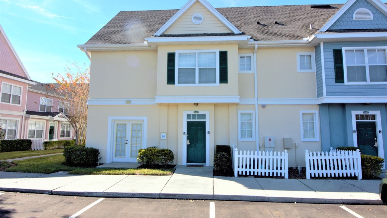 Photo of Outdoor in Venetian Bay Villages