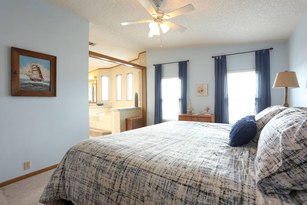 Photo of Bedroom in Leesburg