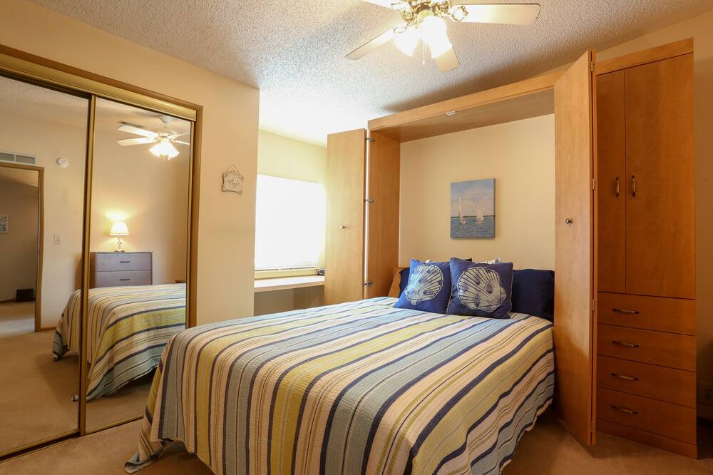 Photo of Bedroom in Leesburg