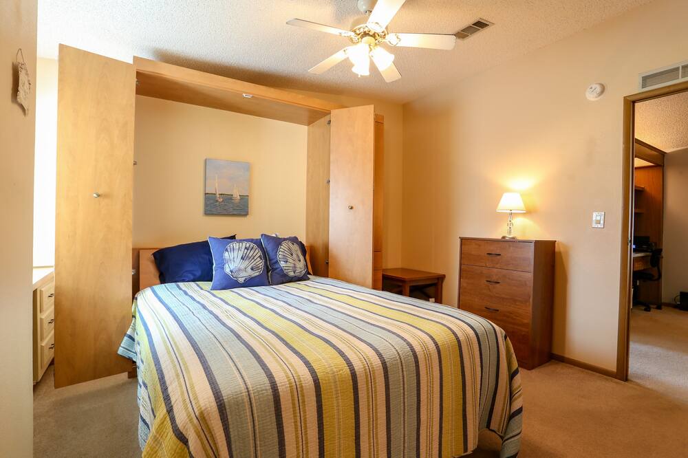 Photo of Bedroom in Leesburg