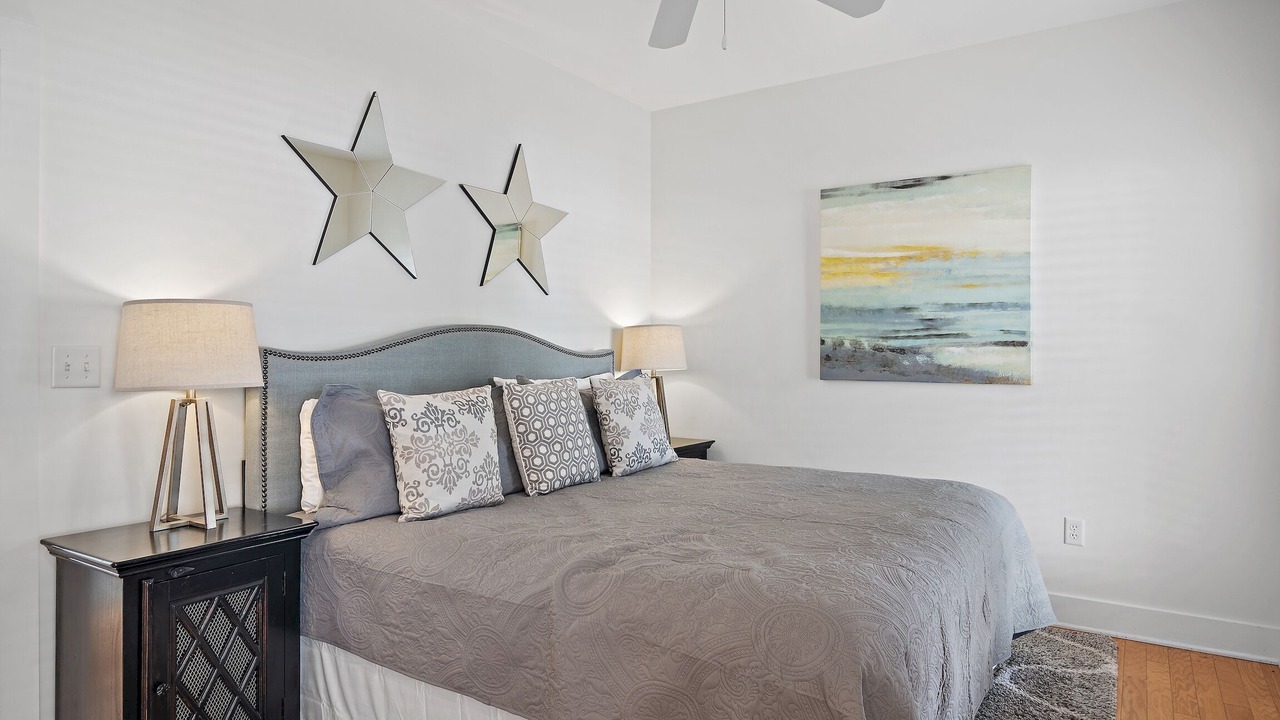Photo of Bedroom in Seacrest