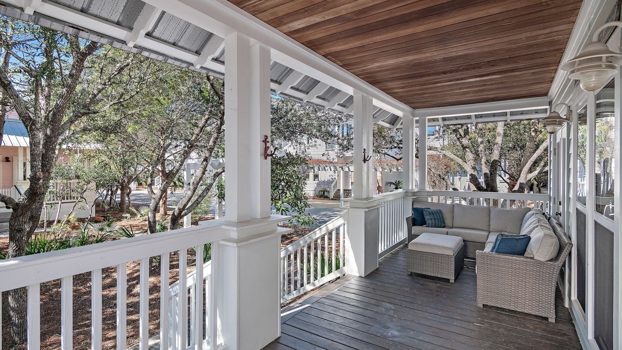 Photo of Patio Balcony in Seacrest