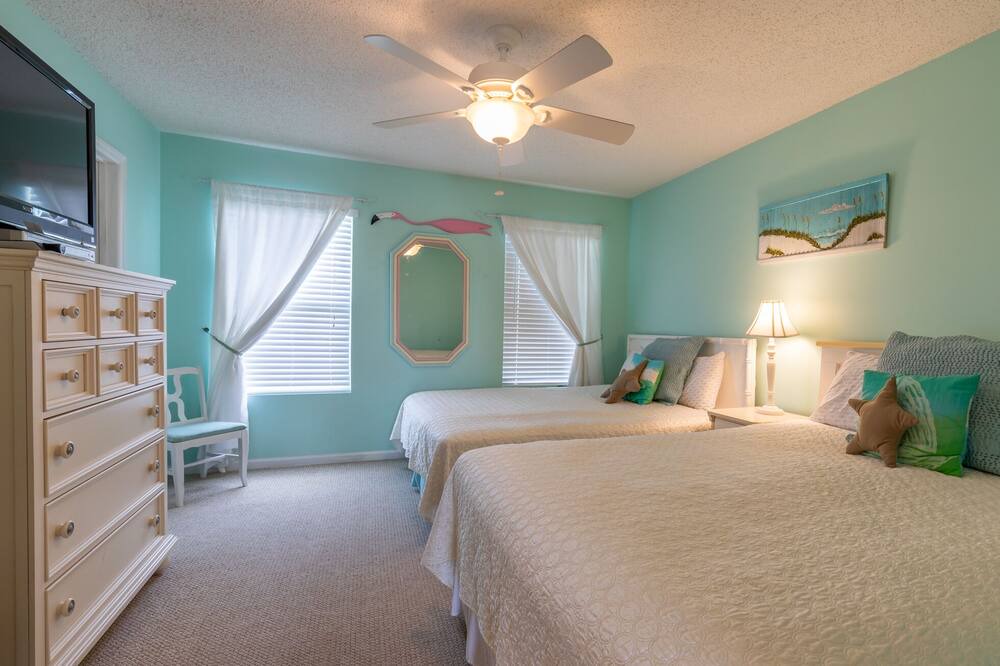 Photo of Bedroom in Santa Rosa Beach