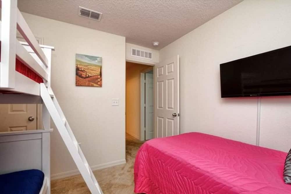 Photo of Bedroom in Kissimmee