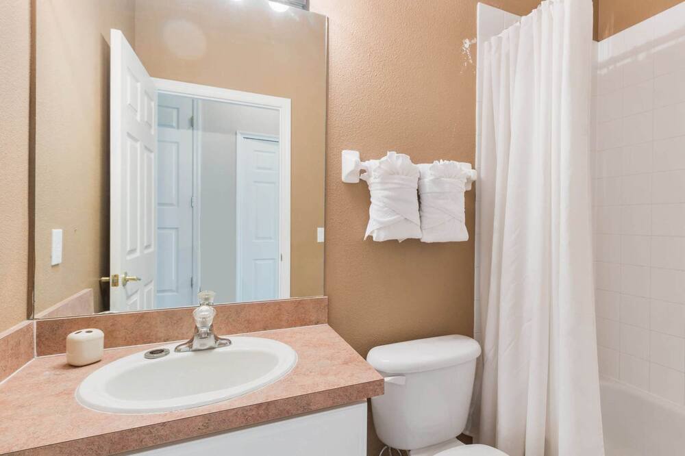 Photo of Bathroom in Cumbrian Lakes