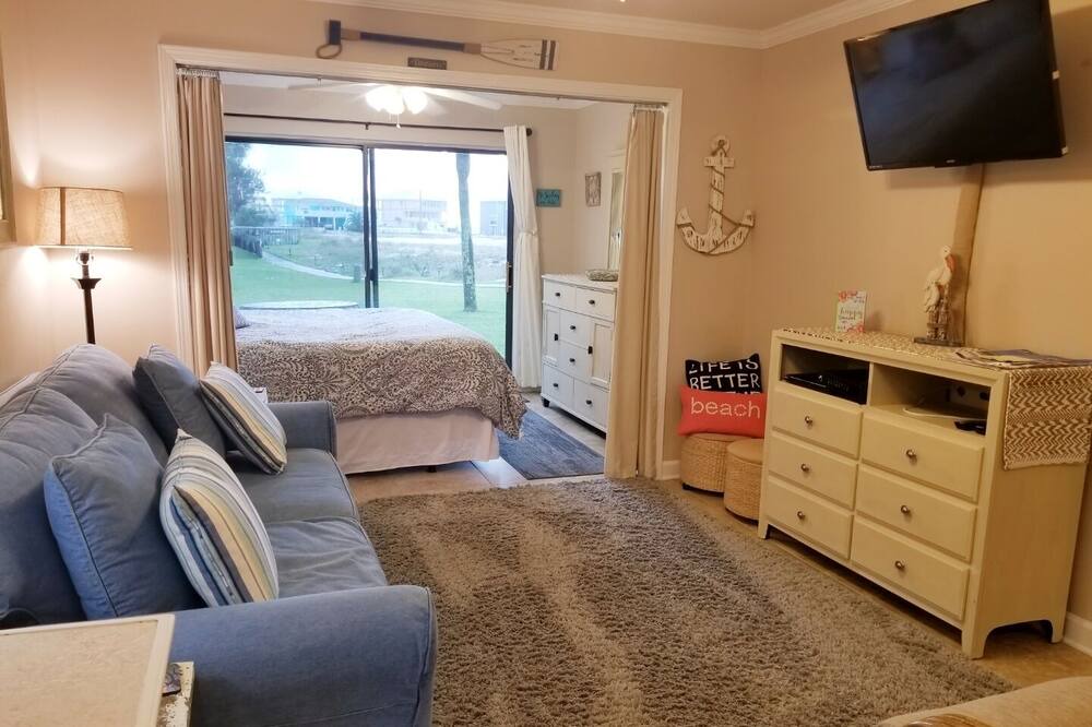 Photo of Livingroom in Navarre Beach