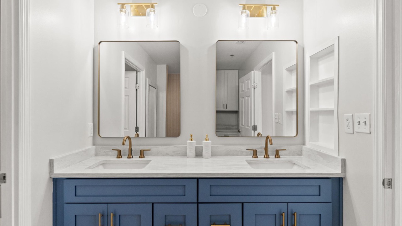 Photo of Bathroom in Thomas Drive