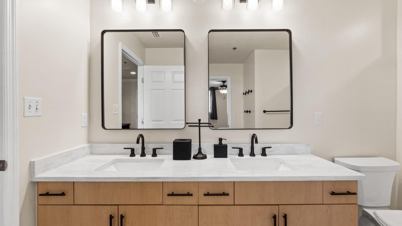 Photo of Bathroom in Thomas Drive