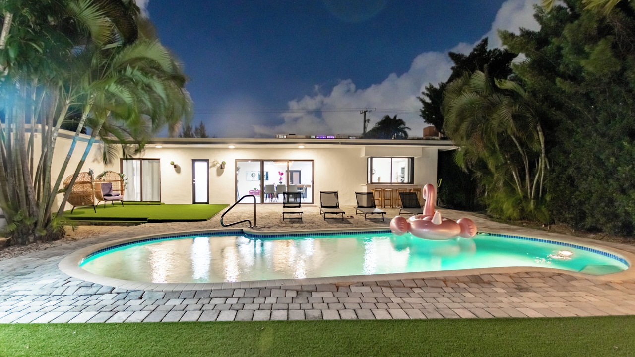 Photo of Outdoor in North Miami Beach
