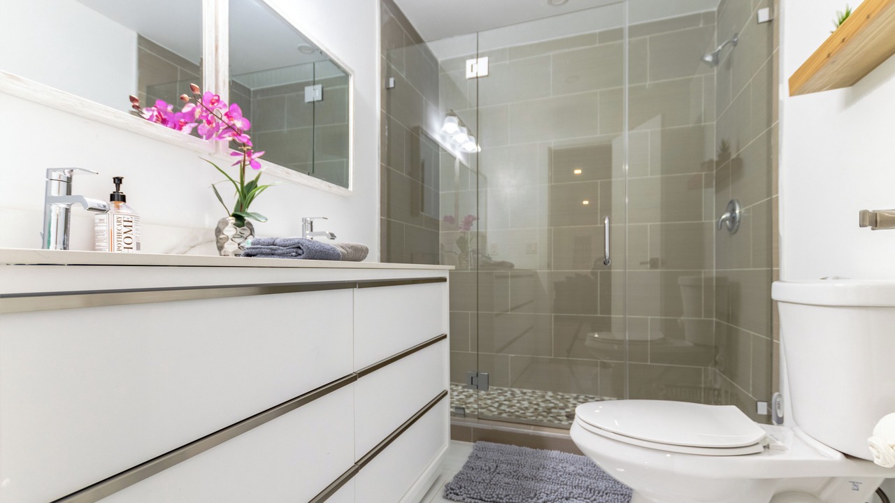 Photo of Bathroom in North Miami Beach