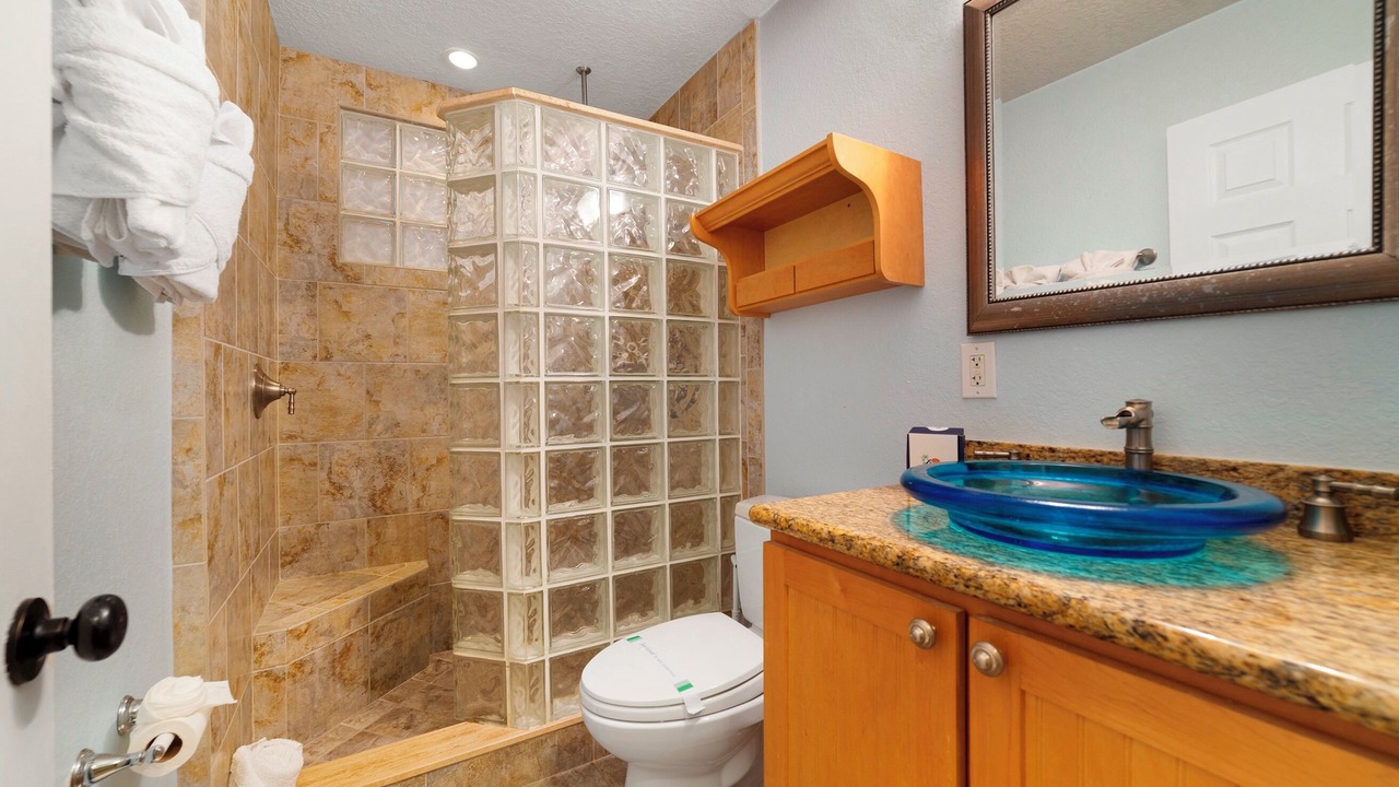 Photo of Bathroom in Cocoa Beach