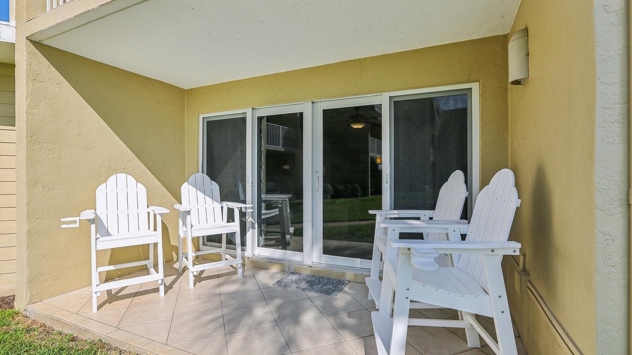 Photo of Patio Balcony in Crescent Beach