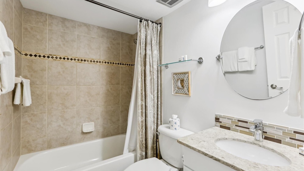 Photo of Bathroom in Crescent Beach