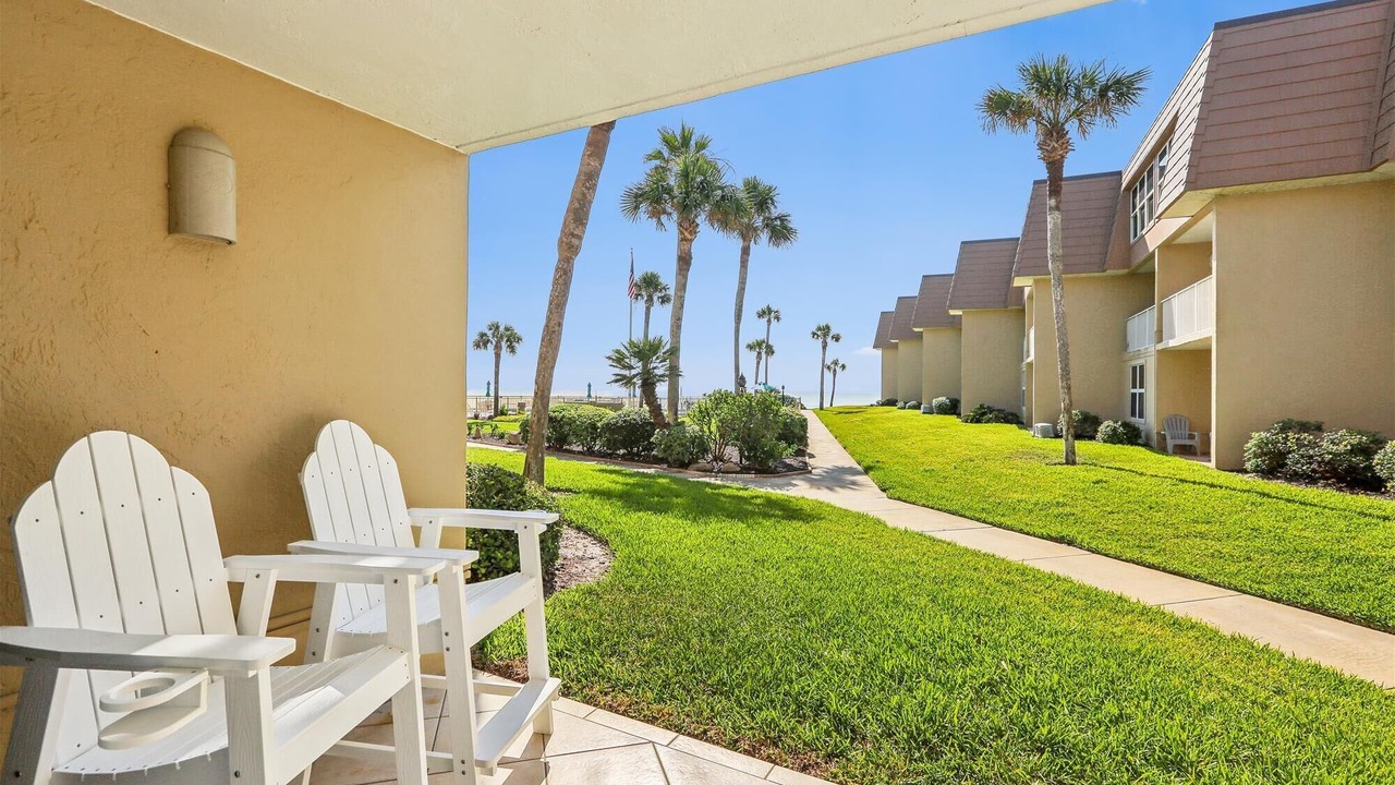 Photo of Patio Balcony in Crescent Beach