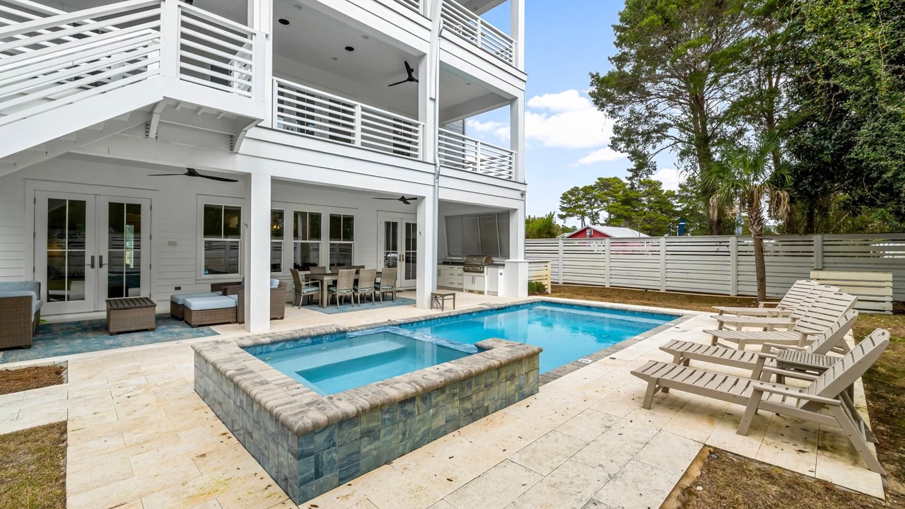 Photo of Outdoor in Gulfview Heights