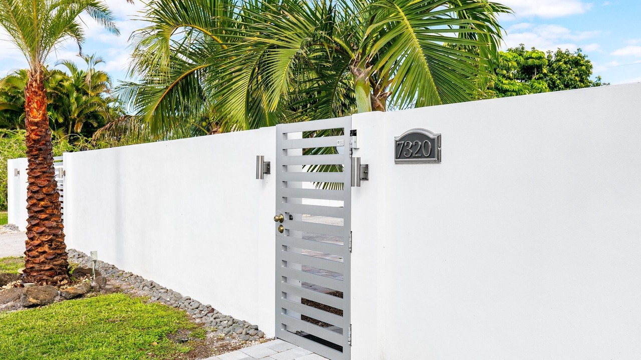 Photo of Outdoor in Lake Clarke Shores