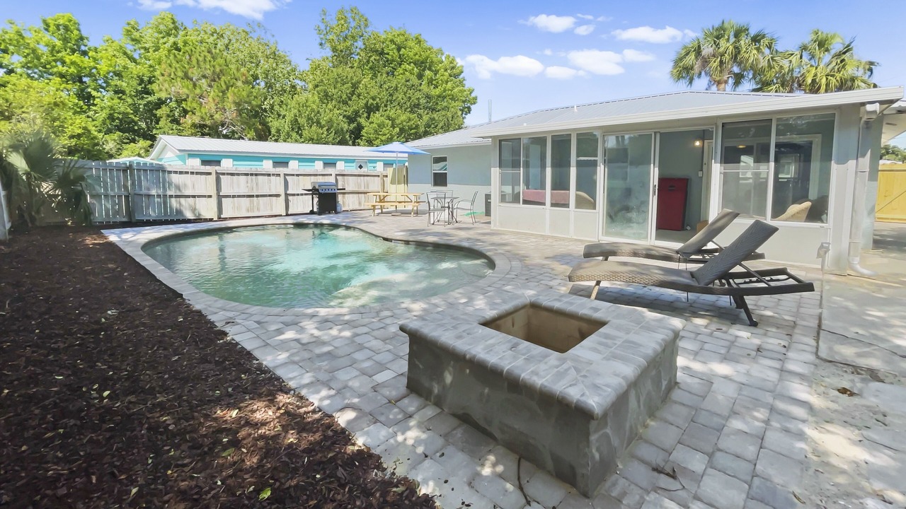 Photo of Outdoor in Laguna Beach Estates