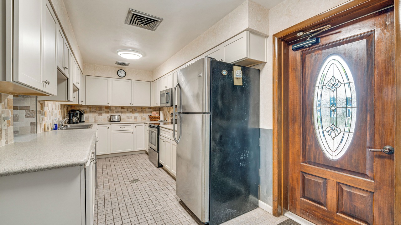 Photo of Kitchen in Haines City