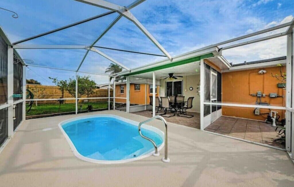 Photo of Outdoor in Holiday Lake Estates