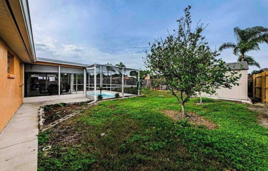 Photo of Outdoor in Holiday Lake Estates