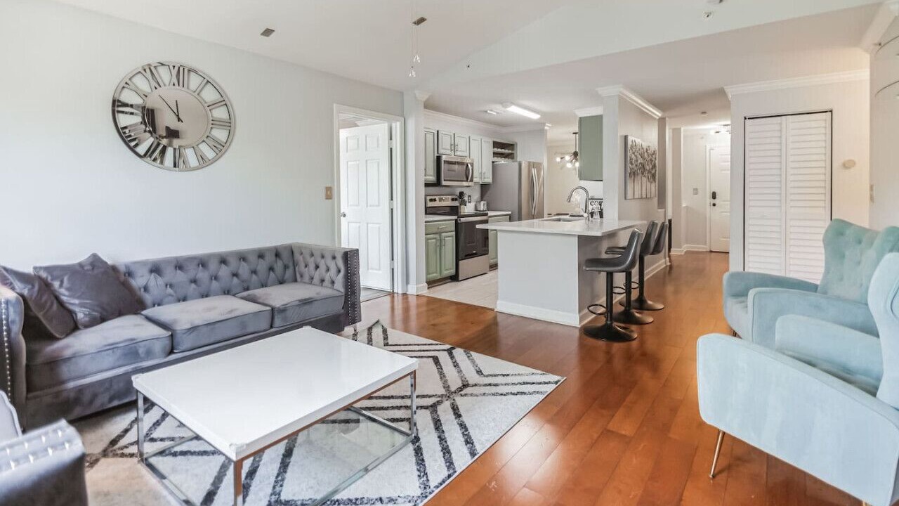 Photo of Livingroom in New Tampa