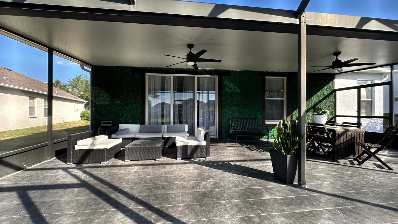 Photo of Patio Balcony in Wesley Chapel South