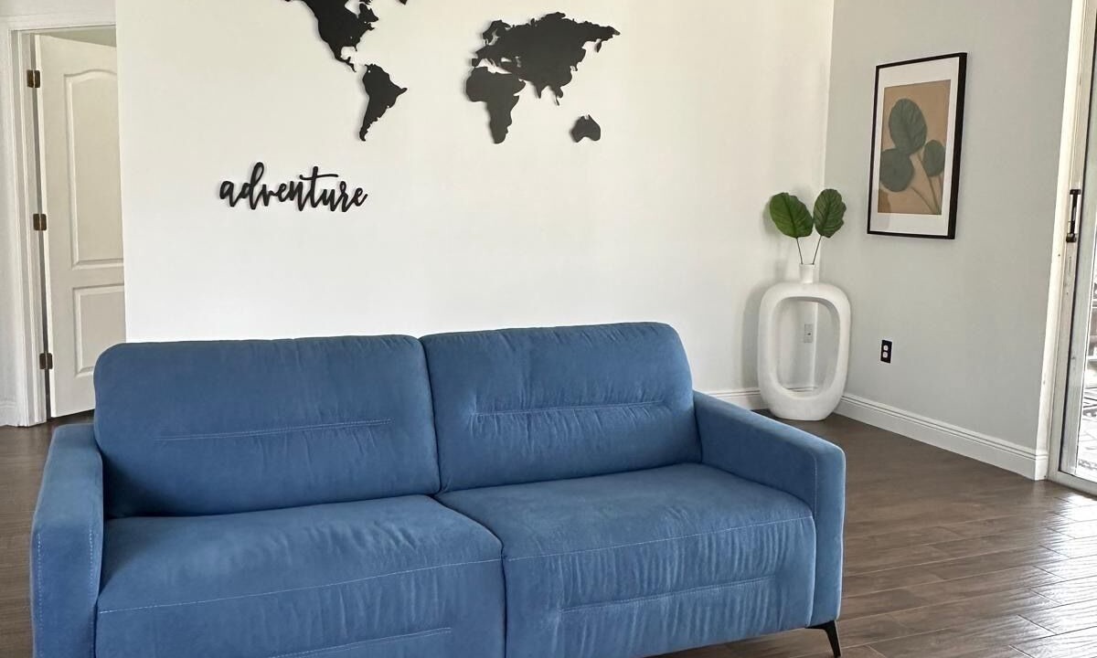 Photo of Livingroom in Wesley Chapel South
