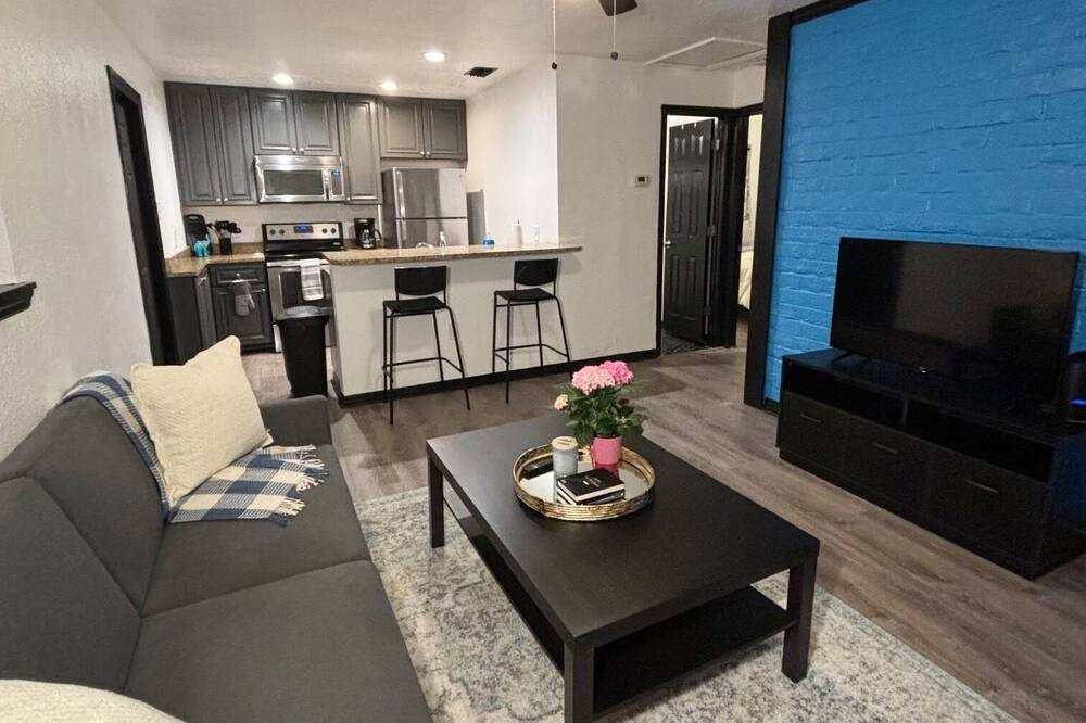Photo of Livingroom in Disston Heights
