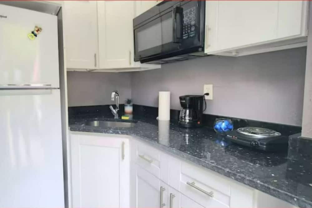 Photo of Kitchen in Egypt Lake-Leto