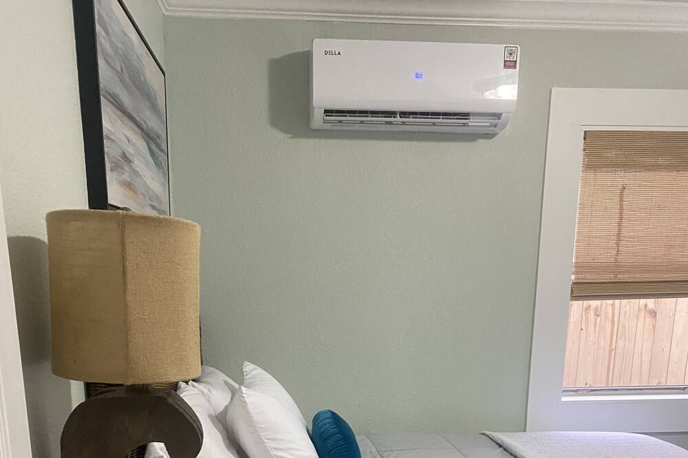 Photo of Bedroom in Freeport