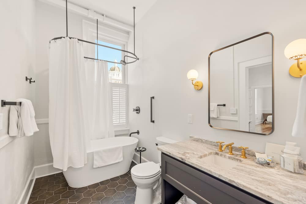 Photo of Bathroom in Valdosta