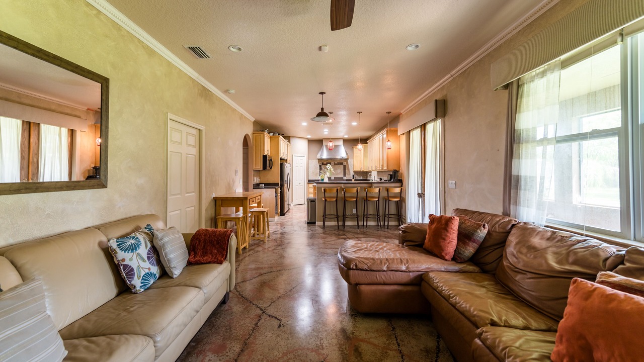 Photo of Livingroom in Interchange Square